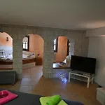 Tranquil Infinity Pool Getaway Apartment Volos