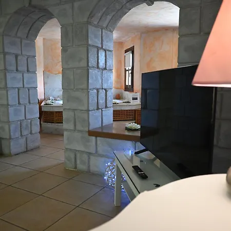 Апартаменты Tranquil Infinity Pool Getaway *