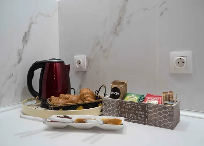 Apartment Tranquil Infinity Pool Getaway *