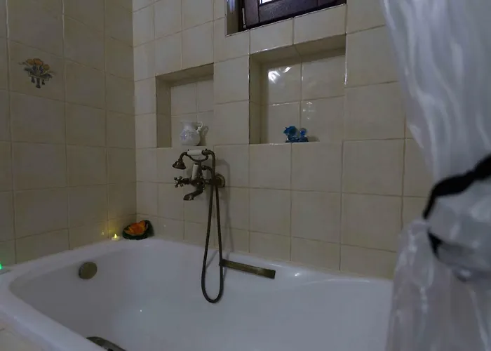 Tranquil Infinity Pool Getaway Lejlighed *