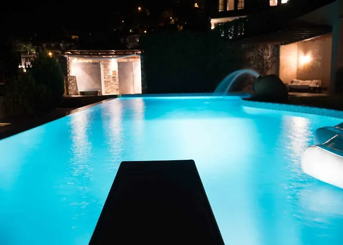 Tranquil Infinity Pool Getaway Volos