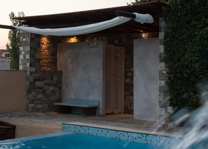 Tranquil Infinity Pool Getaway * Volos